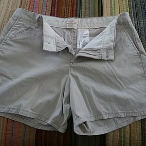 Dockers shorts size 14